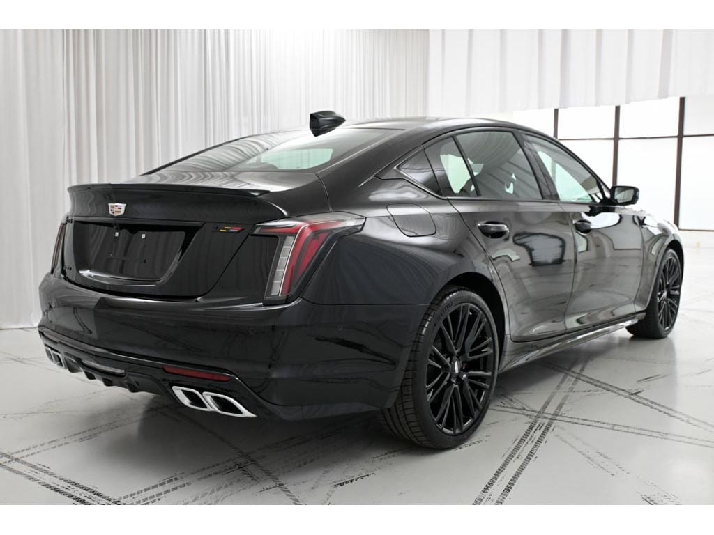 2026 Cadillac CT5 V-Series - Photo 7
