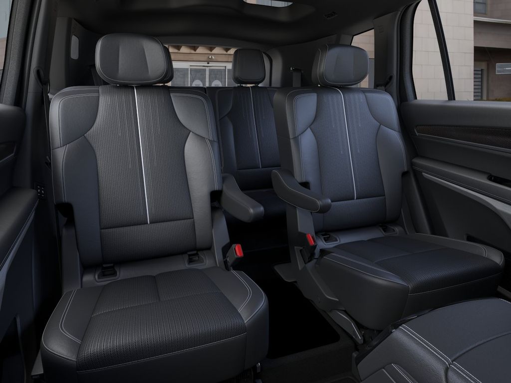 2027 Cadillac VISTIQ Sport - Photo 17