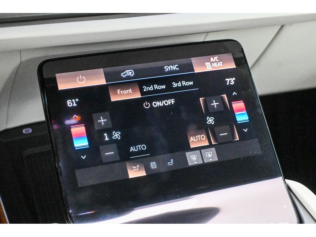 2027 Cadillac VISTIQ Sport - Photo 32