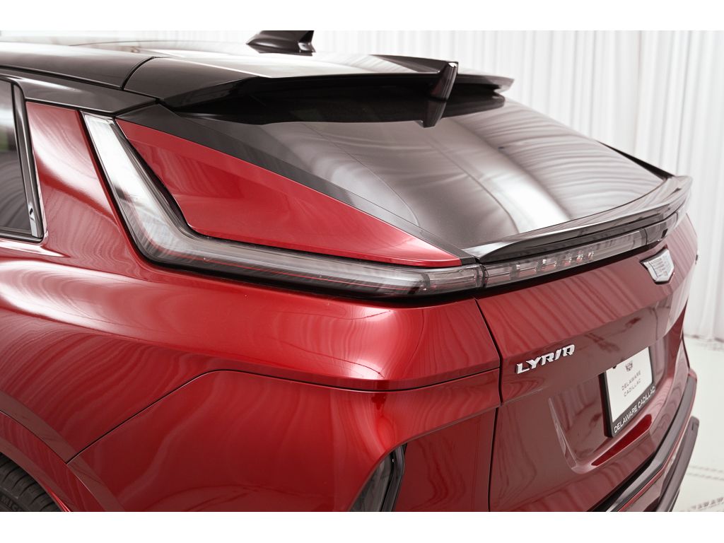 2026 Cadillac LYRIQ V Premium - Photo 10