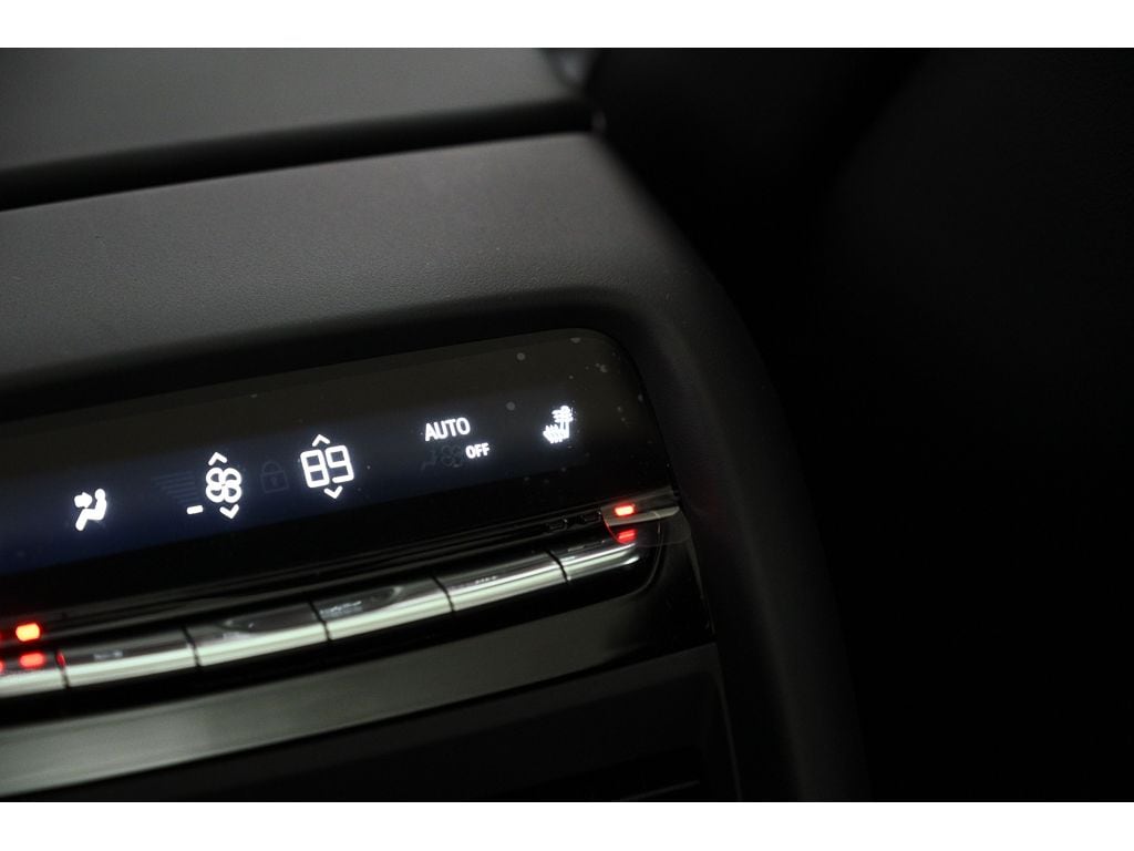 2026 Cadillac LYRIQ V Premium - Photo 15