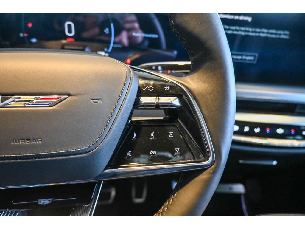 2026 Cadillac LYRIQ V Premium - Photo 25