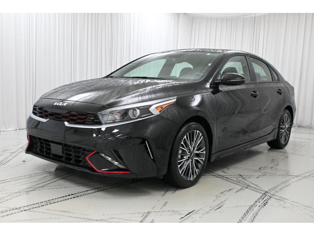 2024 Kia Forte GT-Line photo 4
