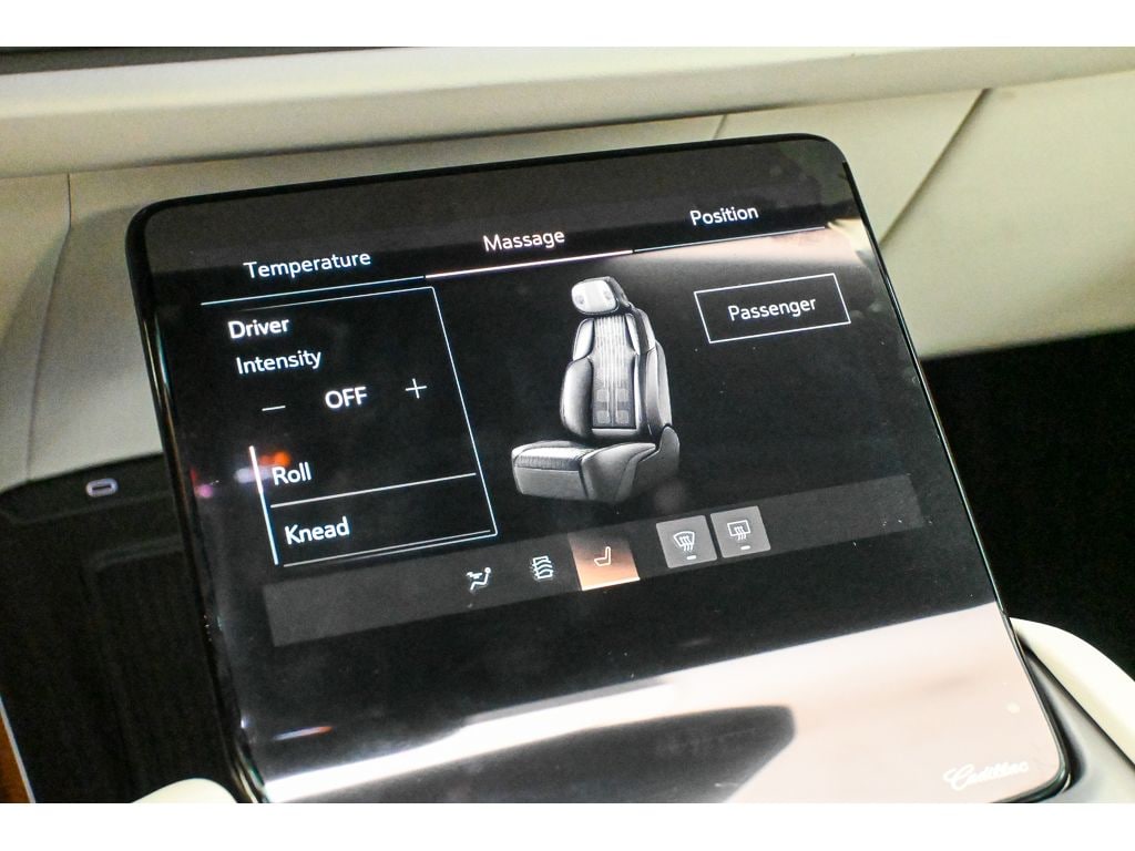 2027 Cadillac VISTIQ Sport - Photo 35