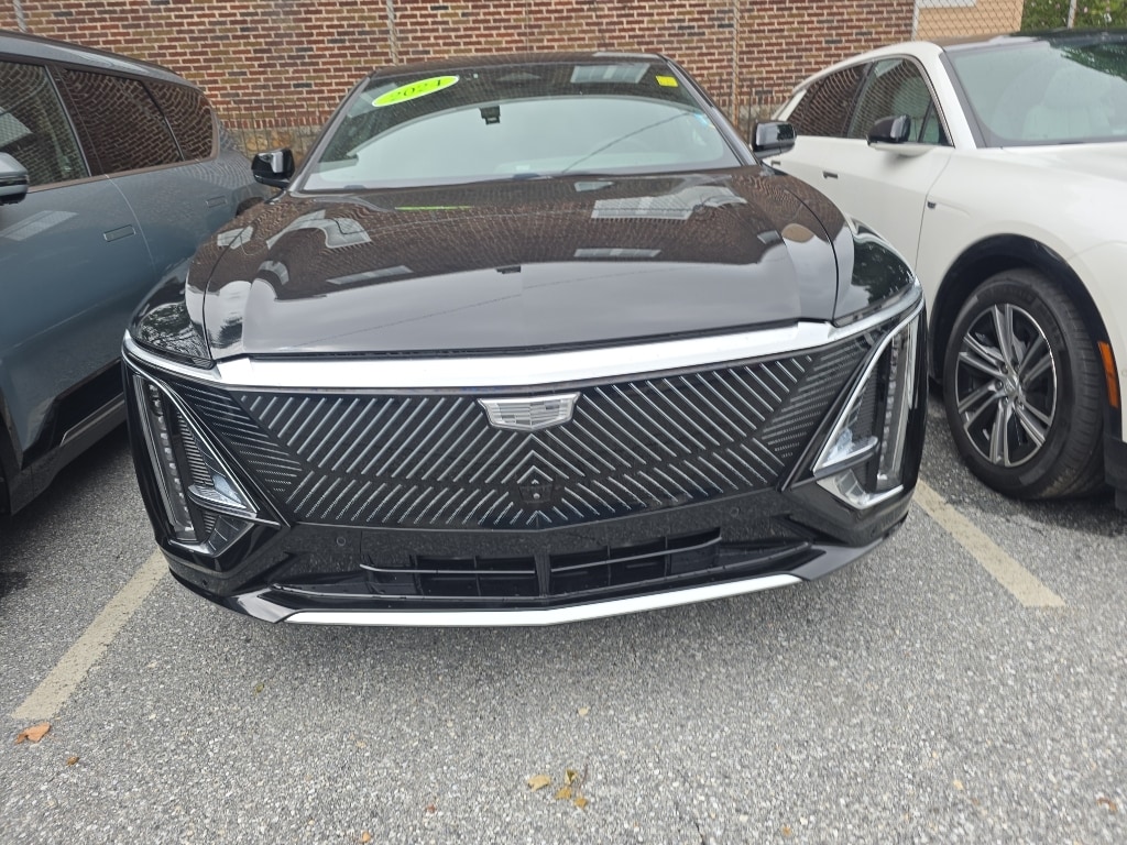 Used 2024 CADILLAC LYRIQ Luxury 1 SUV