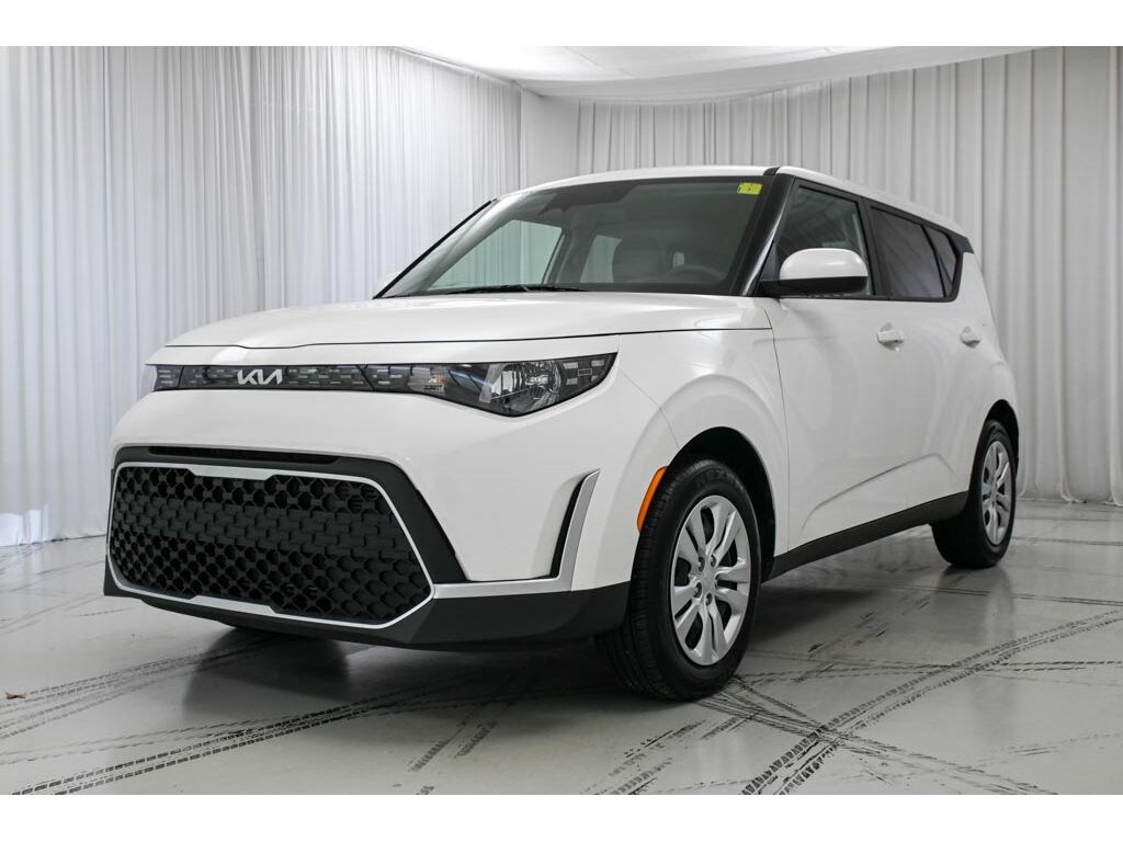 Used 2025 Kia Soul LX
