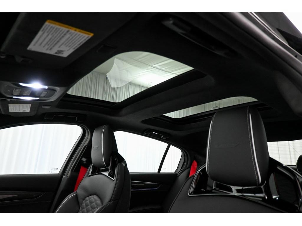 2026 Cadillac CT5 V-Series - Photo 21