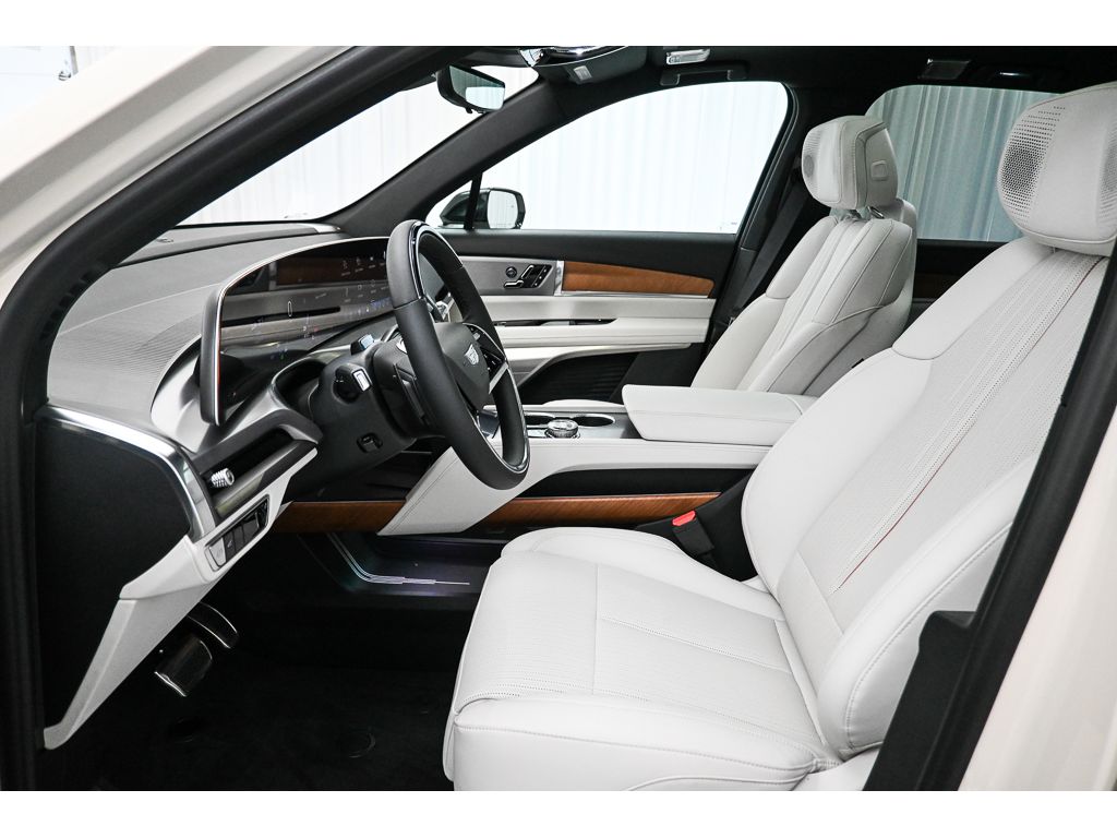 2027 Cadillac VISTIQ Sport - Photo 23