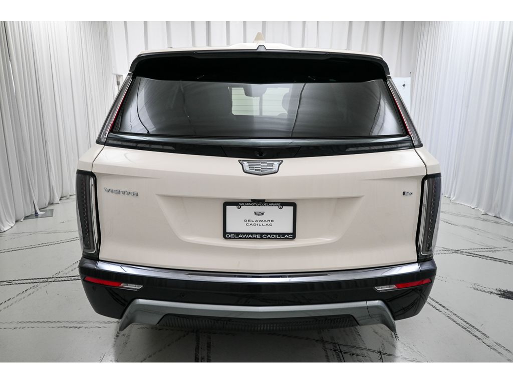 2027 Cadillac VISTIQ Sport - Photo 6