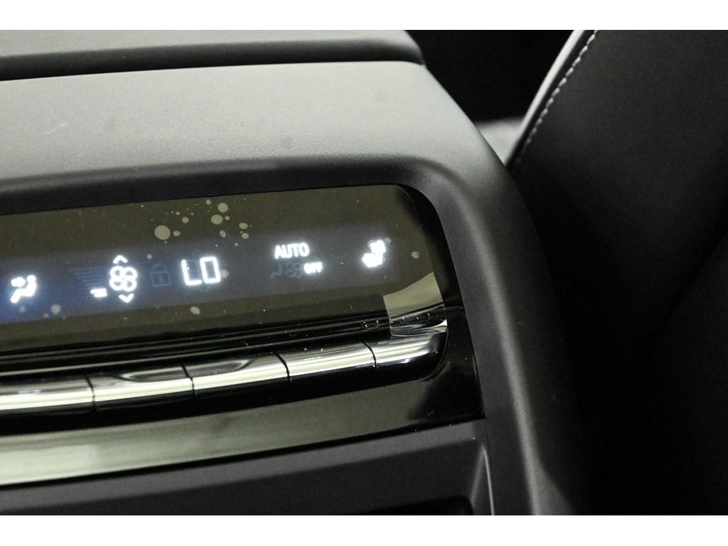 2026 Cadillac LYRIQ V Premium - Photo 16