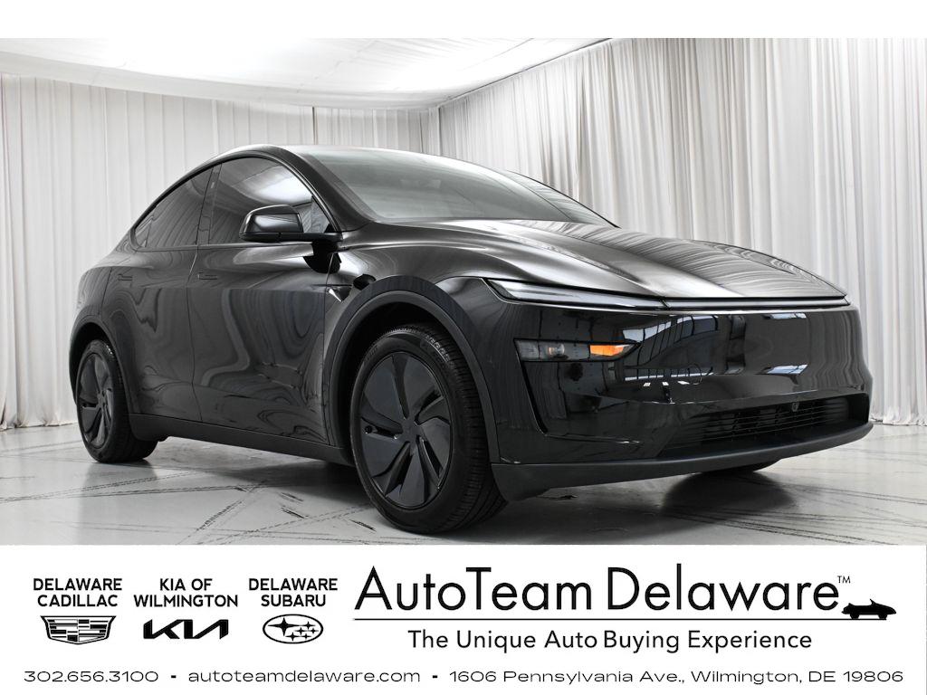 2026 Tesla Model Y's photo