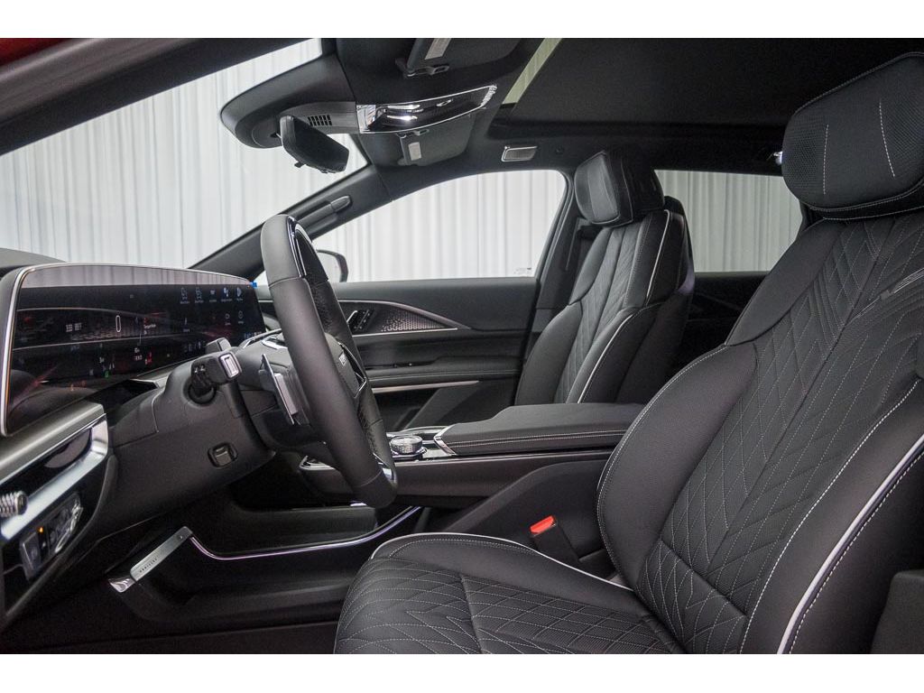 2026 Cadillac LYRIQ V Premium - Photo 17