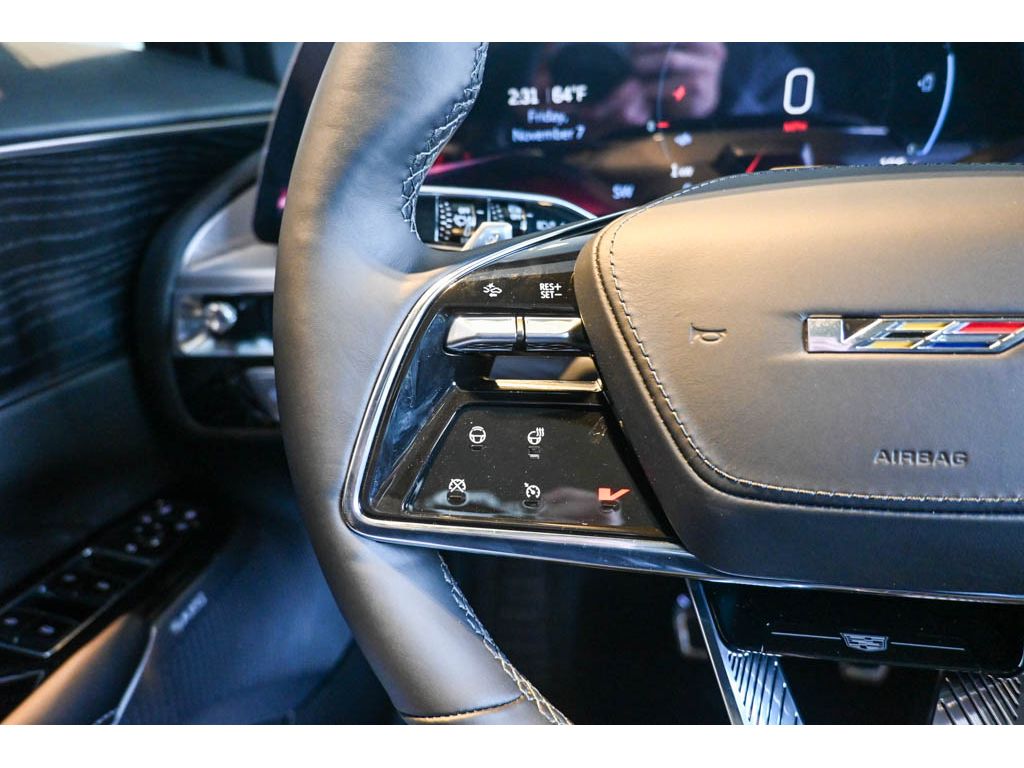 2026 Cadillac LYRIQ V Premium - Photo 24