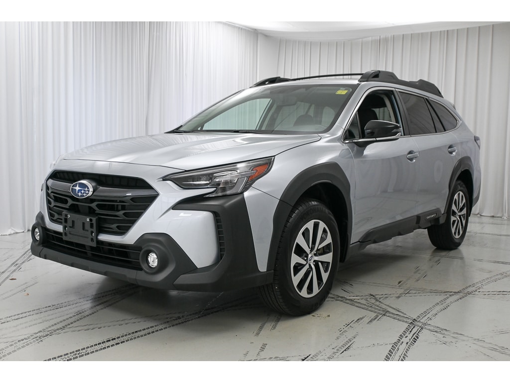 Used 2025 Subaru Outback Premium