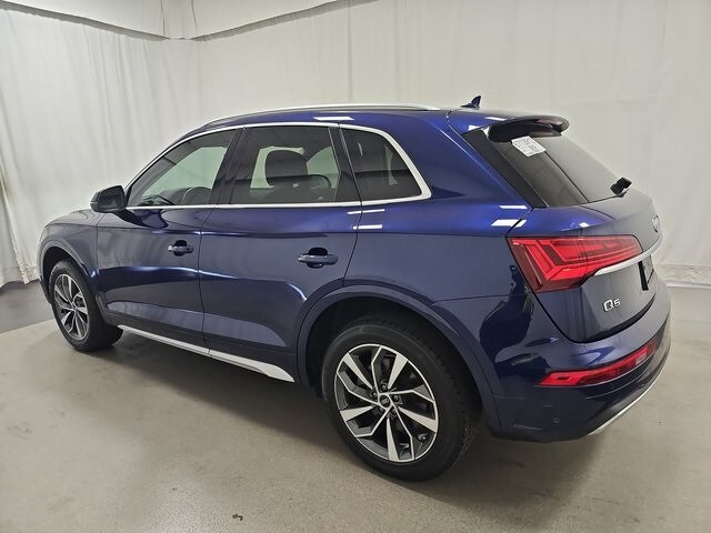 2021 Audi Q5 45 Premium Plus photo 2