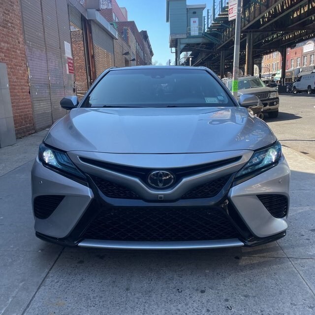 2018 Toyota Camry XSE V6 photo 3