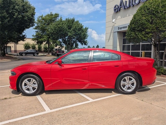 2022 Dodge Charger SXT photo 3
