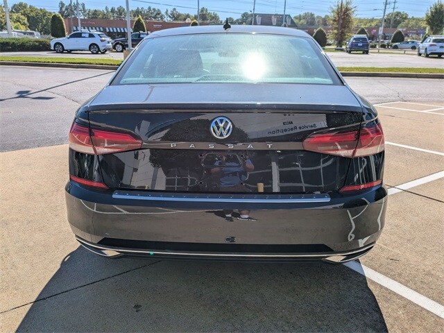 2022 Volkswagen Passat SE photo 4