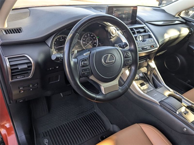 2021 Lexus NX 300 photo 3