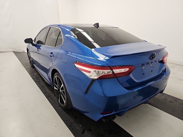 2020 Toyota Camry XSE photo 2