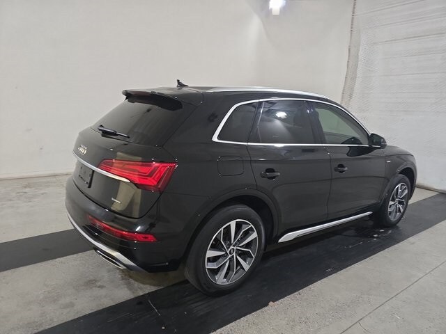2023 Audi Q5 45 S line Premium Plus photo 4