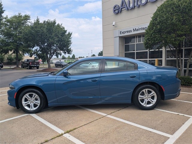2022 Dodge Charger SXT photo 3