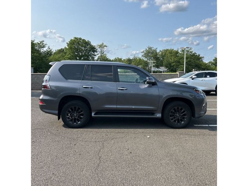 2021 Lexus GX 460 Premium photo 4