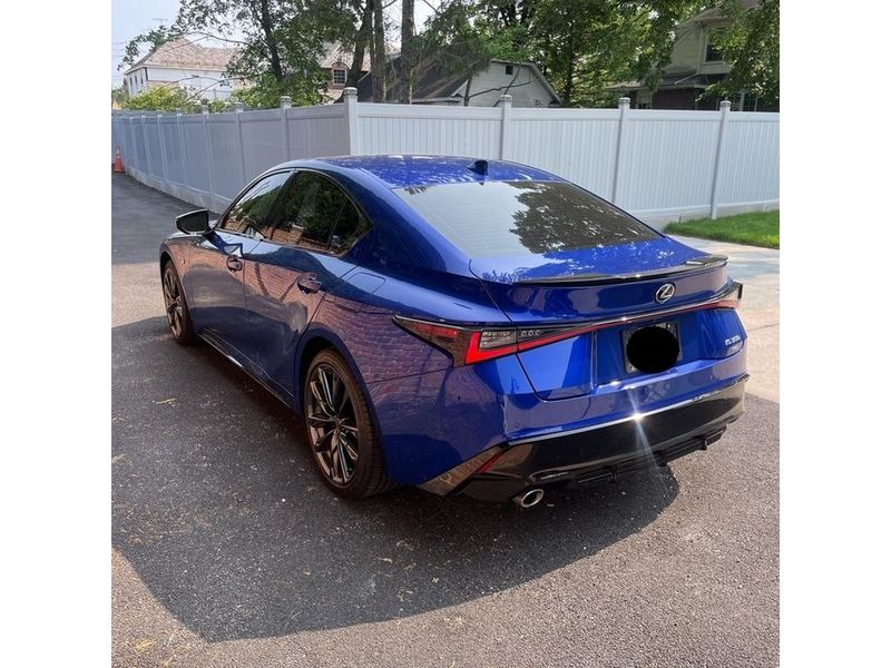 2025 Lexus IS 350 F SPORT photo 2