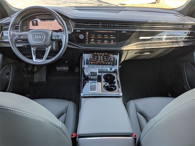 2020 Audi Q8 55 Premium Plus photo 2