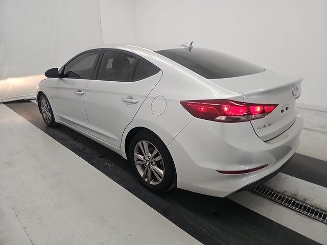 2018 Hyundai Elantra Value Edition photo 2