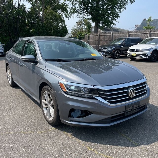 2020 Volkswagen Passat 2.0T SE photo 4