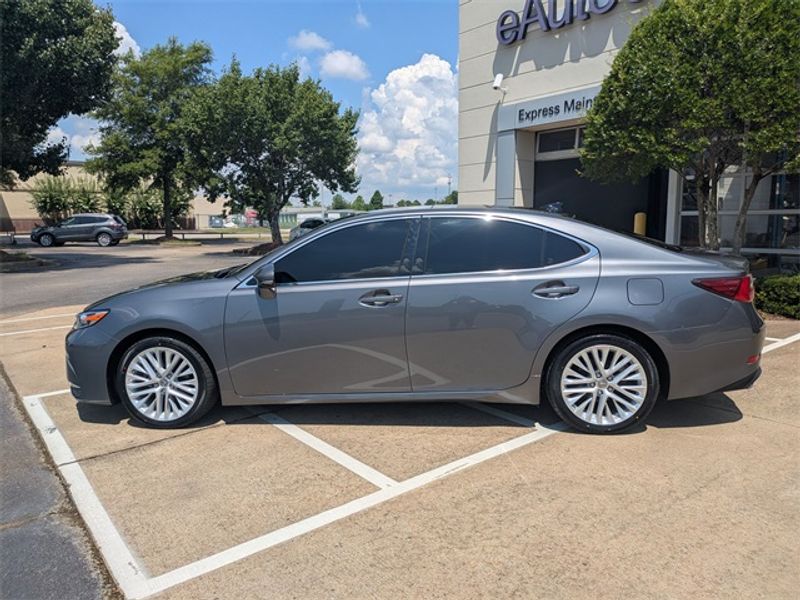 2018 Lexus ES 350 Base photo 3