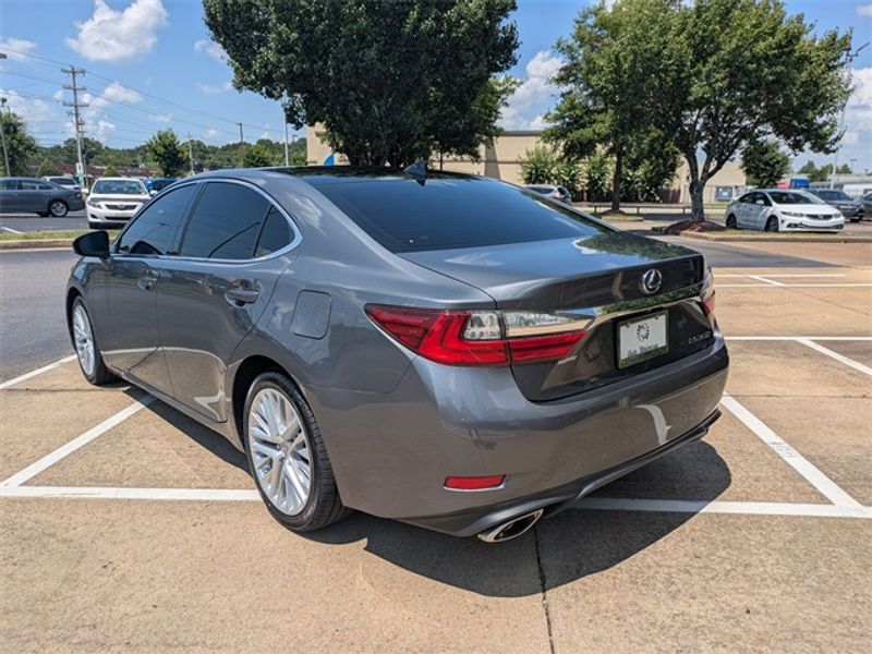 2018 Lexus ES 350 Base photo 4