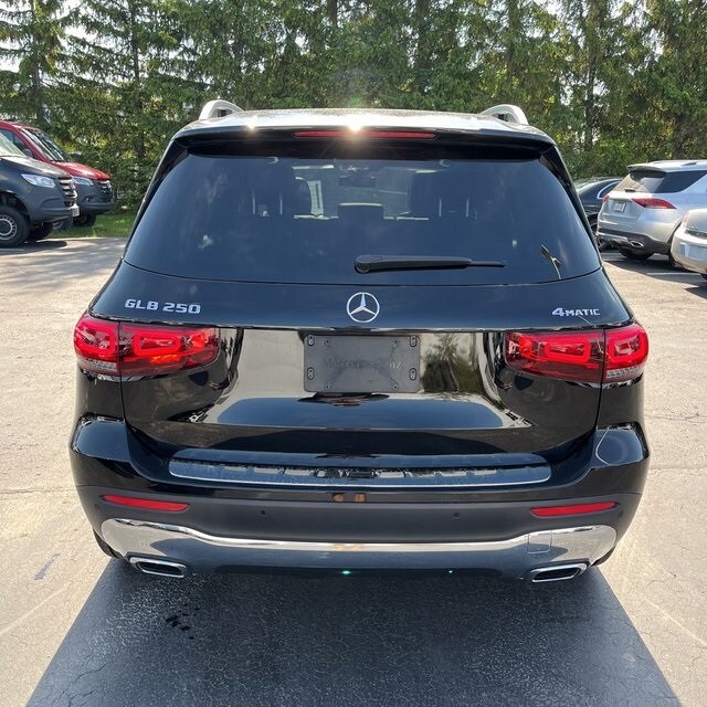 2020 Mercedes Benz GLB 250 photo 4