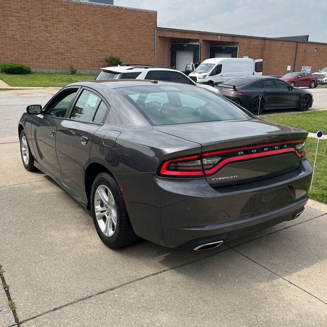 2022 Dodge Charger SXT photo 3
