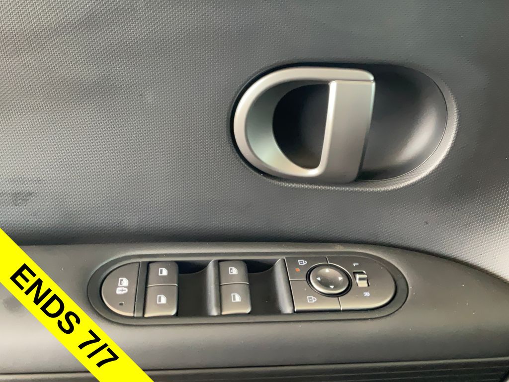 2026 Hyundai IONIQ 5 SE - Photo 43