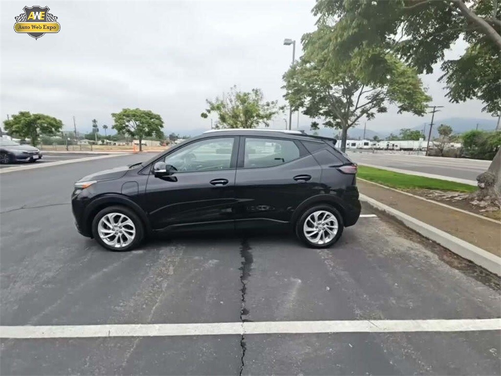 2023 Chevrolet Bolt EUV photo 3