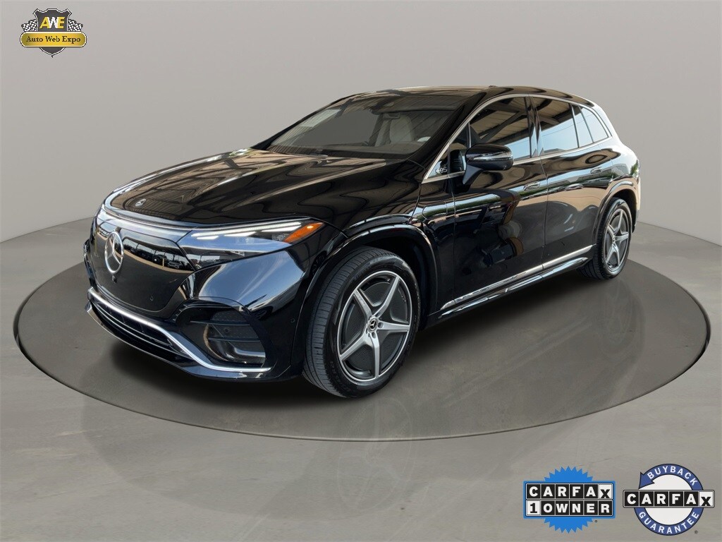 2023 Mercedes Benz EQS SUV 580 4MATIC photo 3
