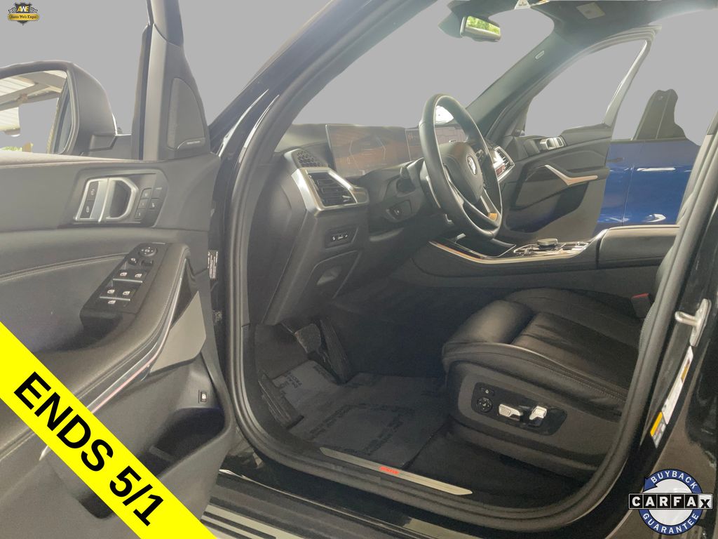 2025 BMW X5 50e - Photo 8