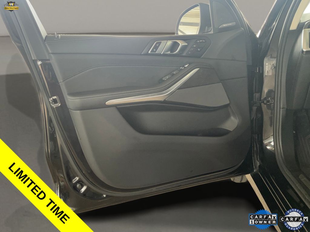 2023 BMW X7 40i - Photo 8