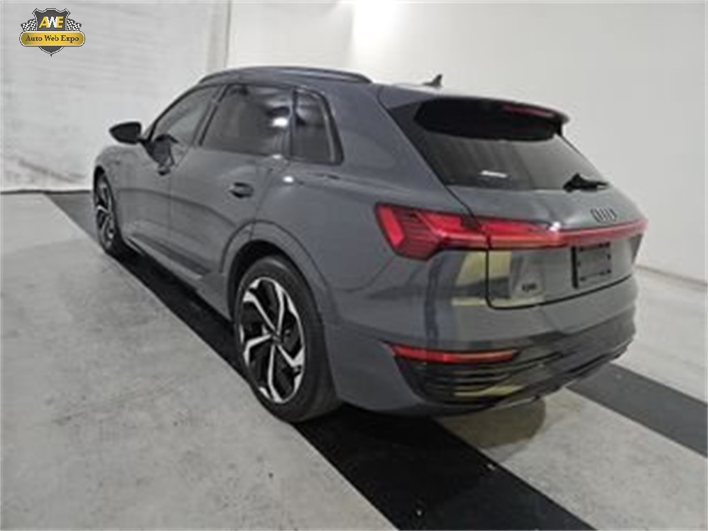 Used 2024 Audi Q8 e-tron Premium Plus quattro SUV