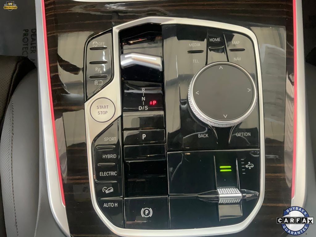 2025 BMW X5 50e - Photo 33