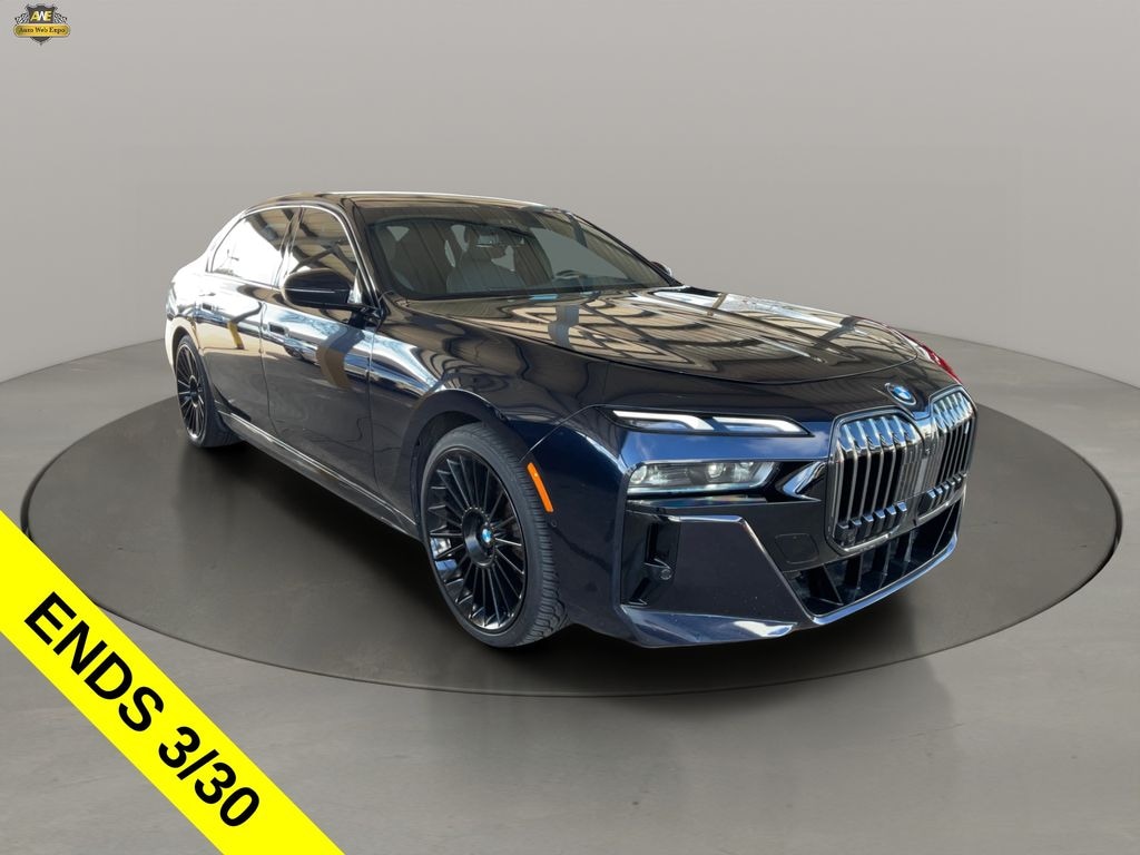 Used 2023 BMW i7 xDrive60 /M SPORT /DRIVING ASSIST PRO /PARK ASSIST Sedan