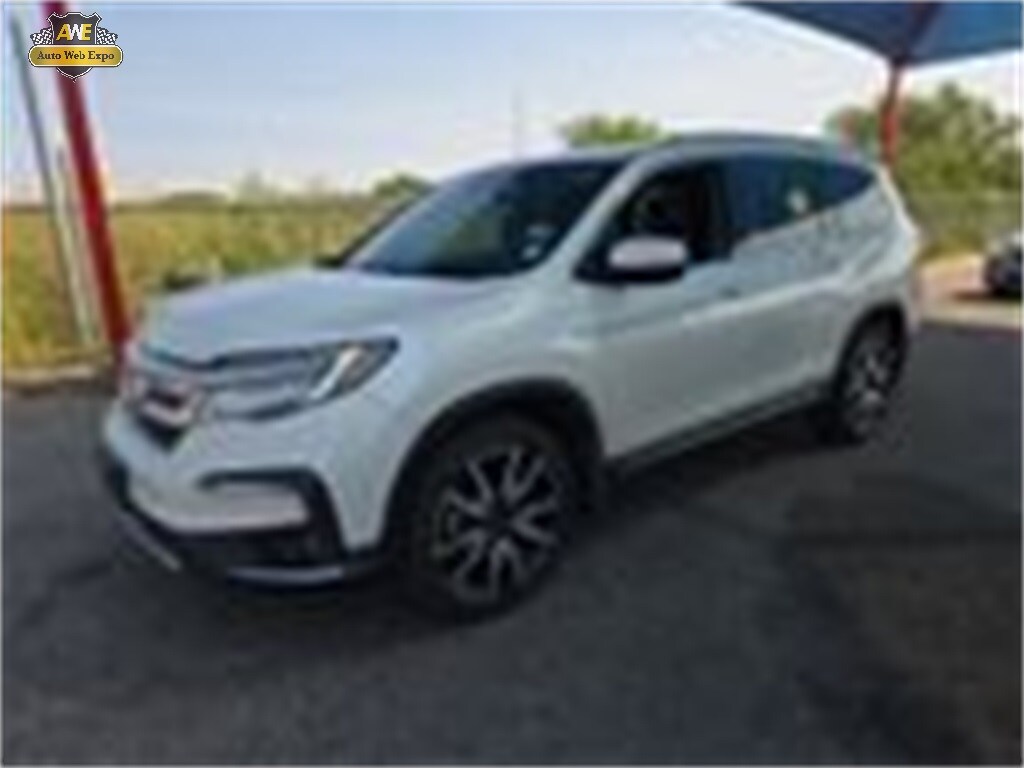 2019 Honda Pilot Elite photo 3