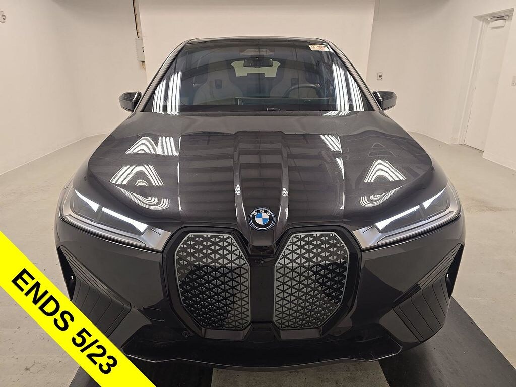 Used 2025 BMW iX xDrive50 /SPORT /CONVENIENCE /DRIVING ASSIST PRO SUV