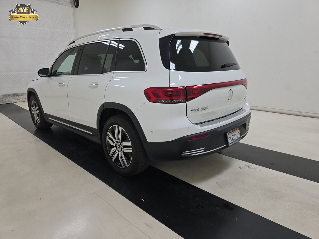 2023 Mercedes Benz EQB 300 4MATIC photo 4