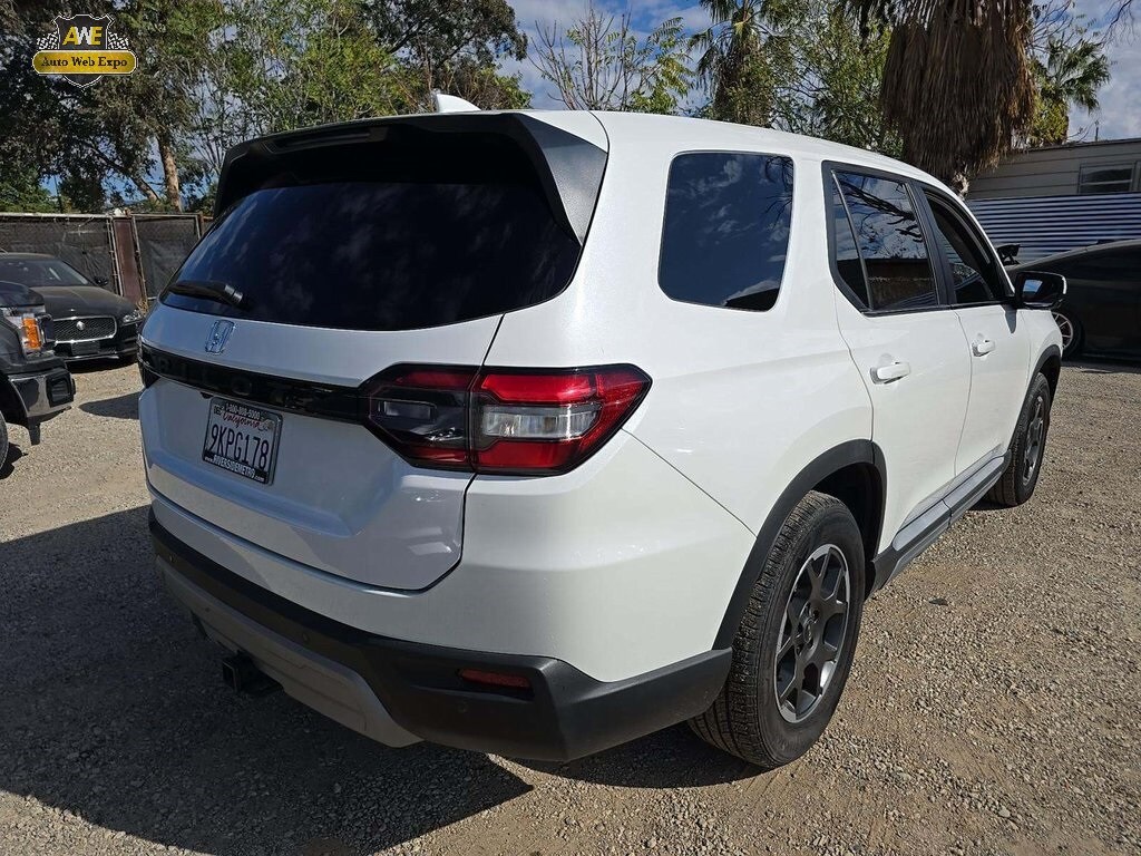 2024 Honda Pilot EX-L photo 4