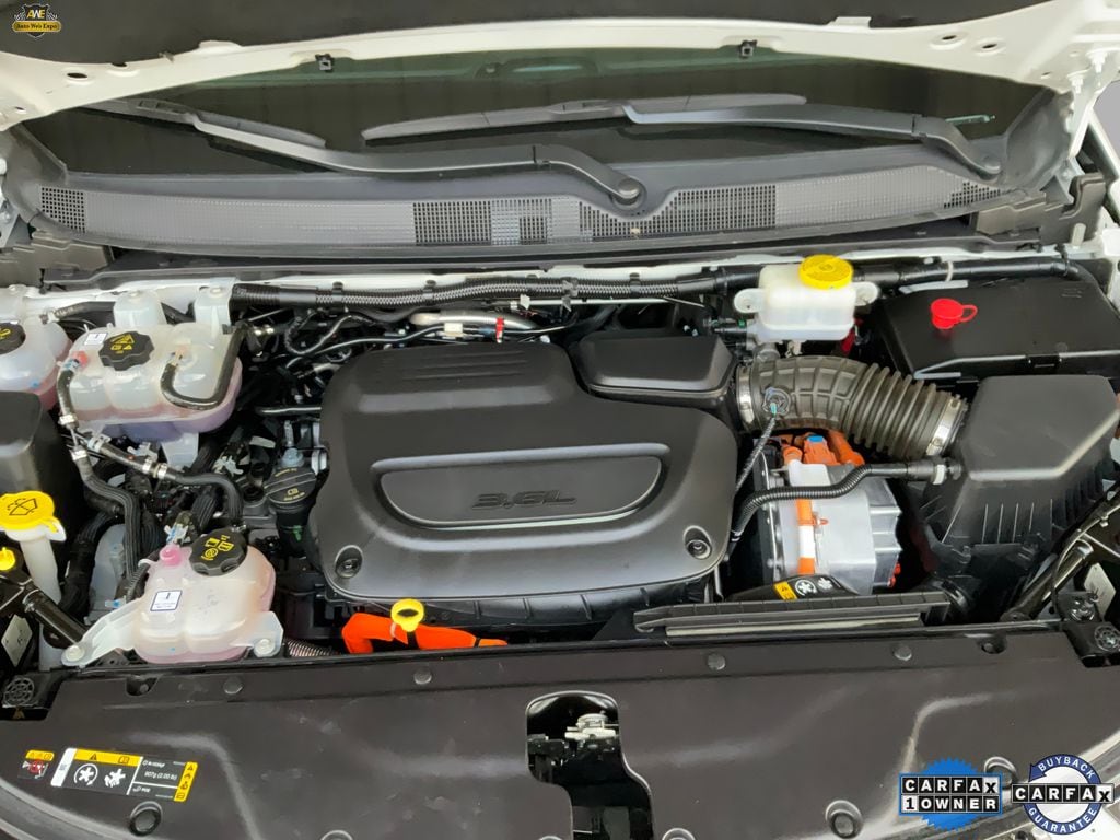 2024 Chrysler Pacifica PHEV Select - Photo 43