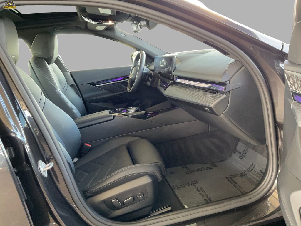 2026 BMW i5 40 - Photo 21