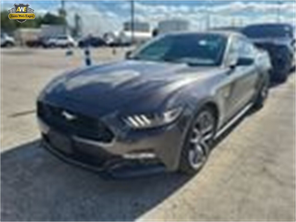 2015 Ford Mustang GT Premium photo 2